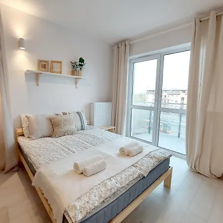 Inside Pola Karolinskie 아파트