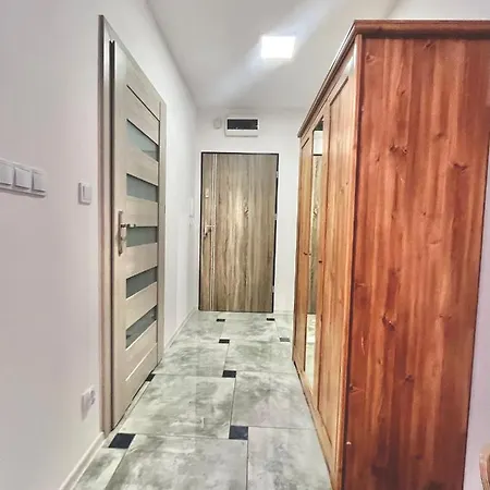 Inside Pola Karolinskie 바르샤바