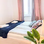 Inside Pola Karolinskie Apartamento