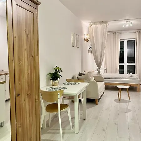 Daire Inside Pola Karolinskie Varşova