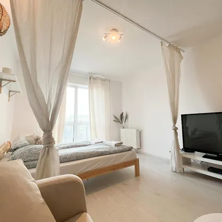 Inside Pola Karolinskie *