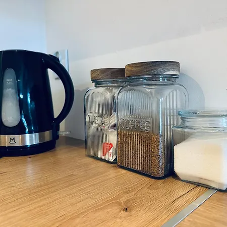 Inside Pola Karolinskie