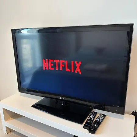 Inside Pola Karolinskie Varsovia