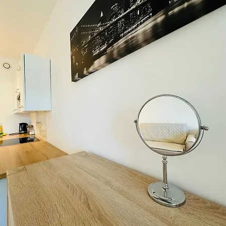 Inside Pola Karolinskie Apartamento Varsóvia